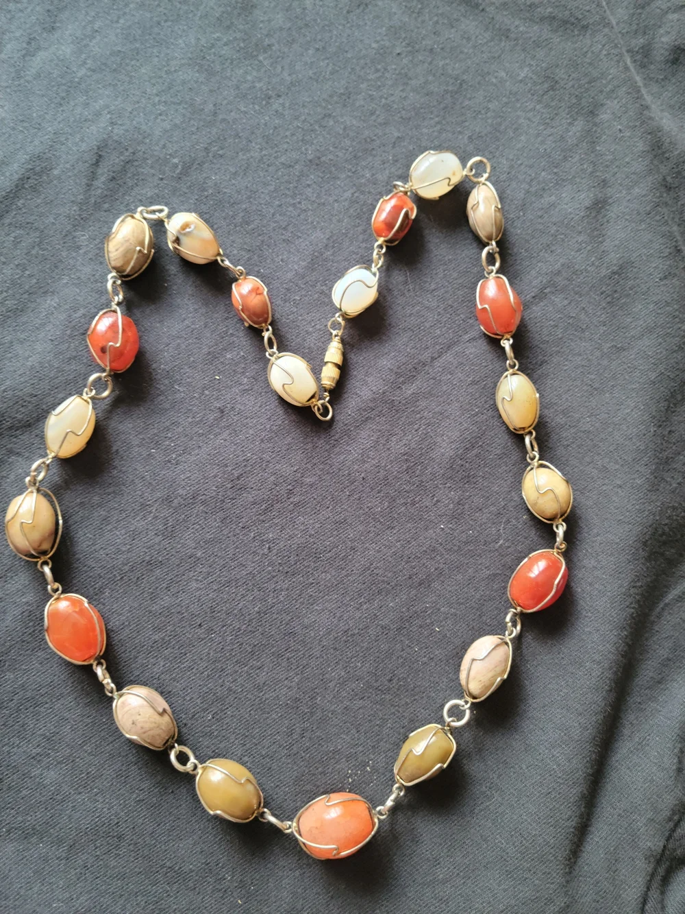 Elegant Multicolor Stone Link Necklace - Red, Cream & Tan Vintage Rare